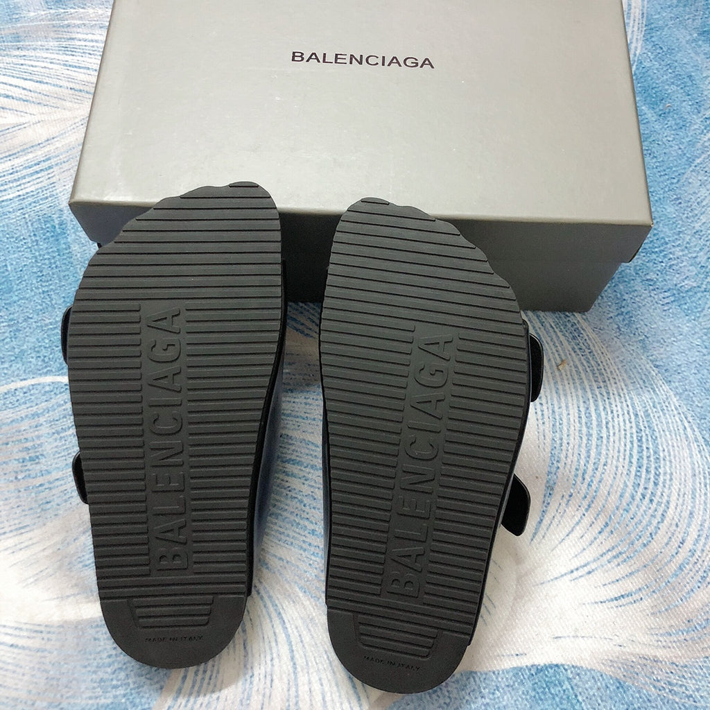 14J193Z Popular Slippers