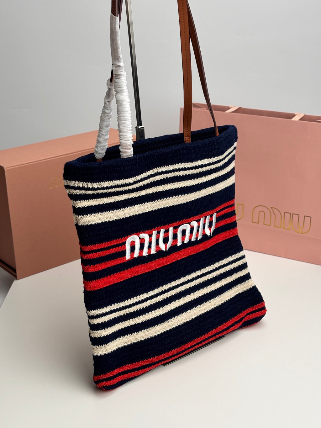 1XA77B Popular   Woven Bag