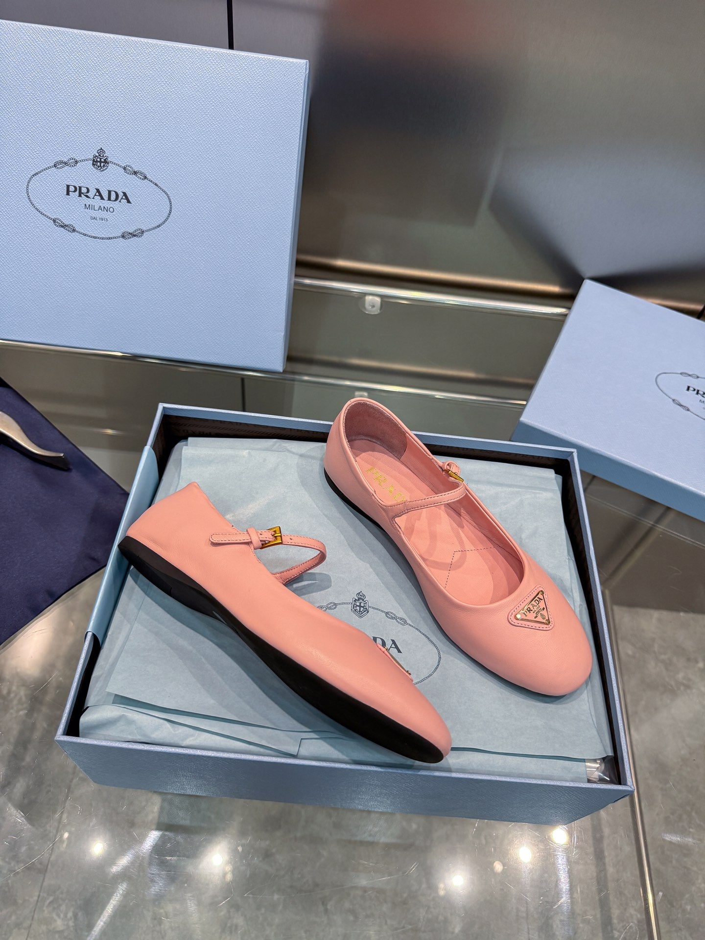 2105QP381Z Popular high-quality Shoes