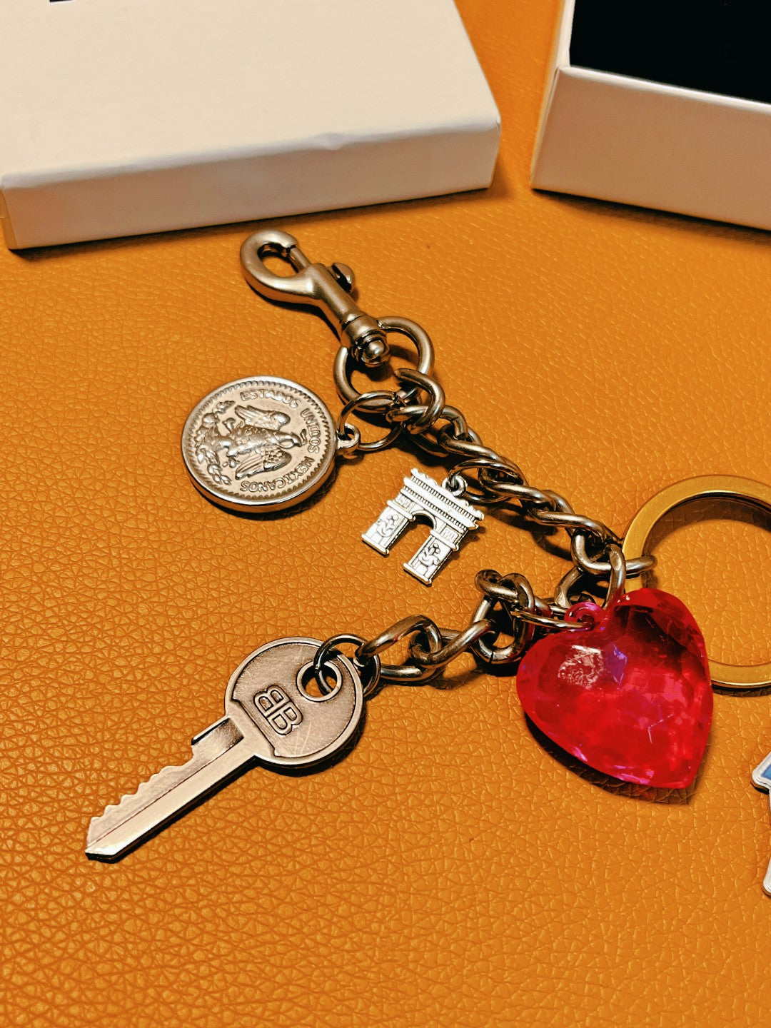 14J62A  Popular Keychains