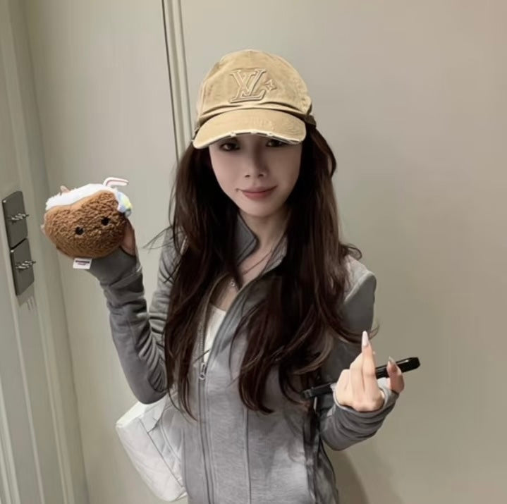 16XE29M Popular hats