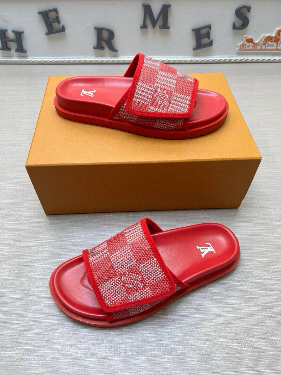 5QE3Z Popular Slippers