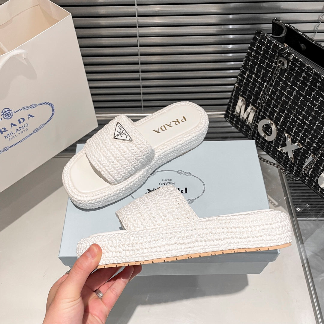 14PD21Z Popular slippers