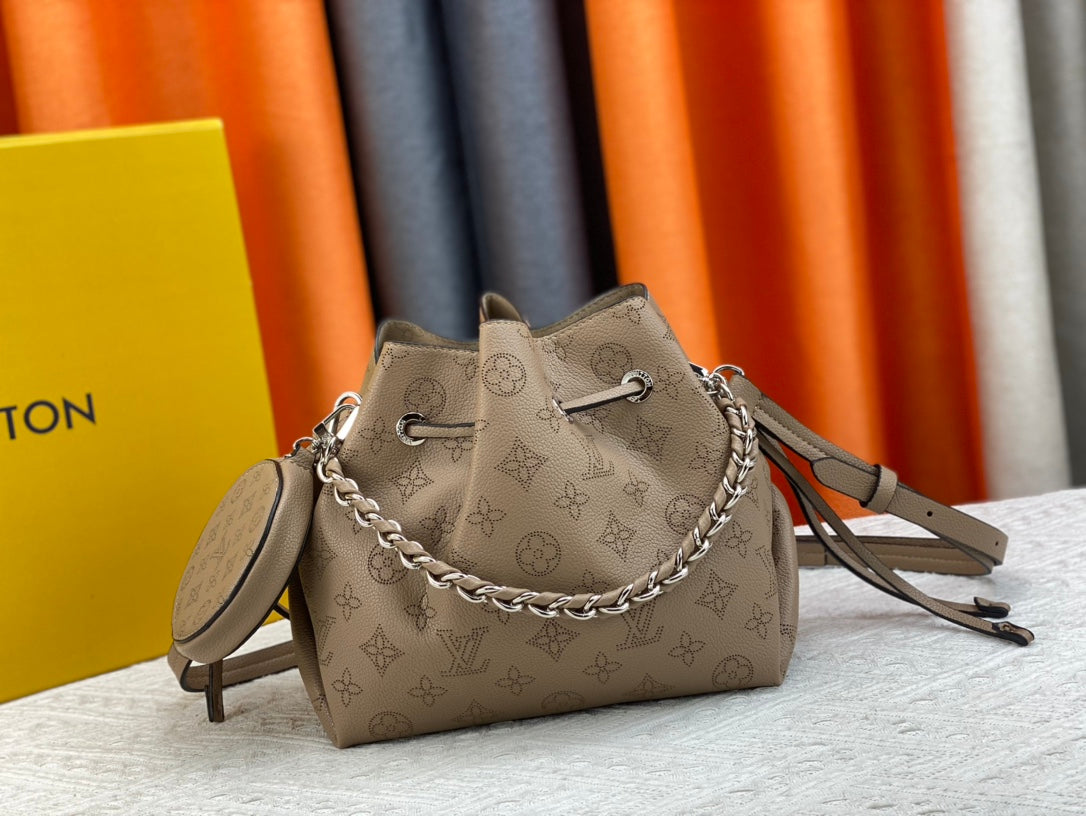 165NE98B Popular   leather bag