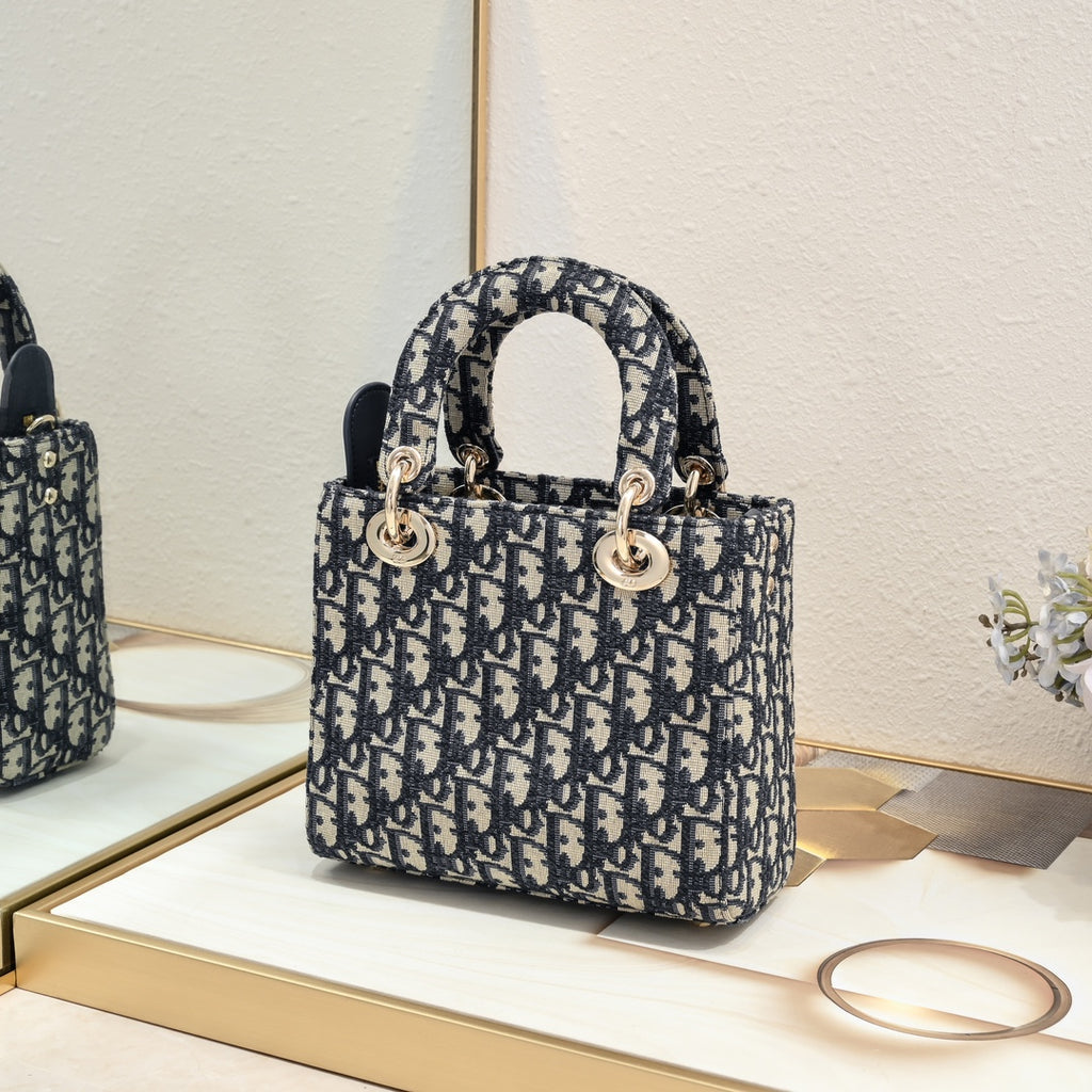 1XD439B Popular   embroidery bag