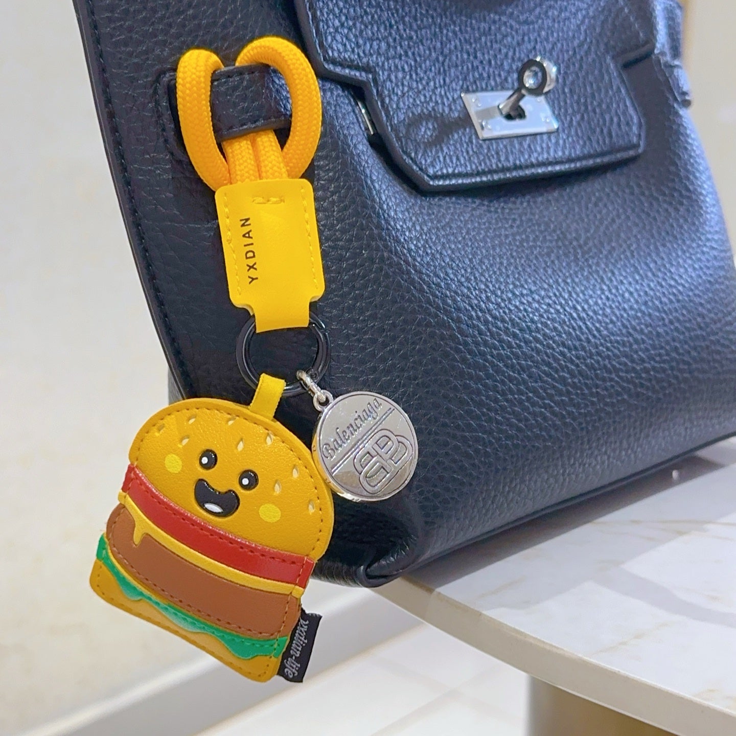 35ZJ63A Popular bag 's charms accessories
