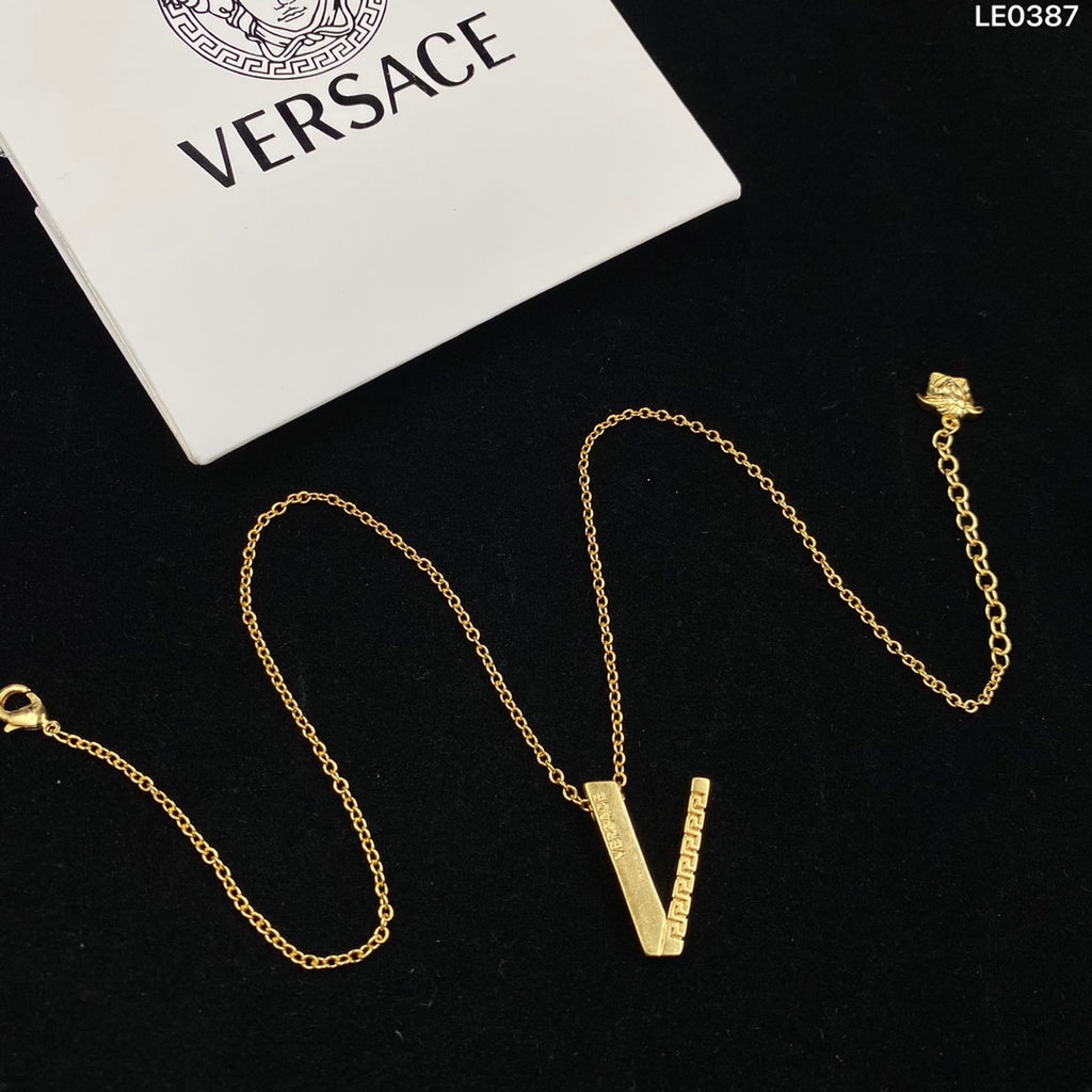 175RV54X Popular    Necklaces