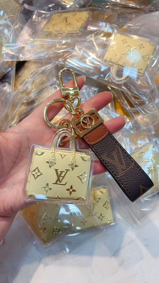 35ZE24A Popular bag 's charms accessories