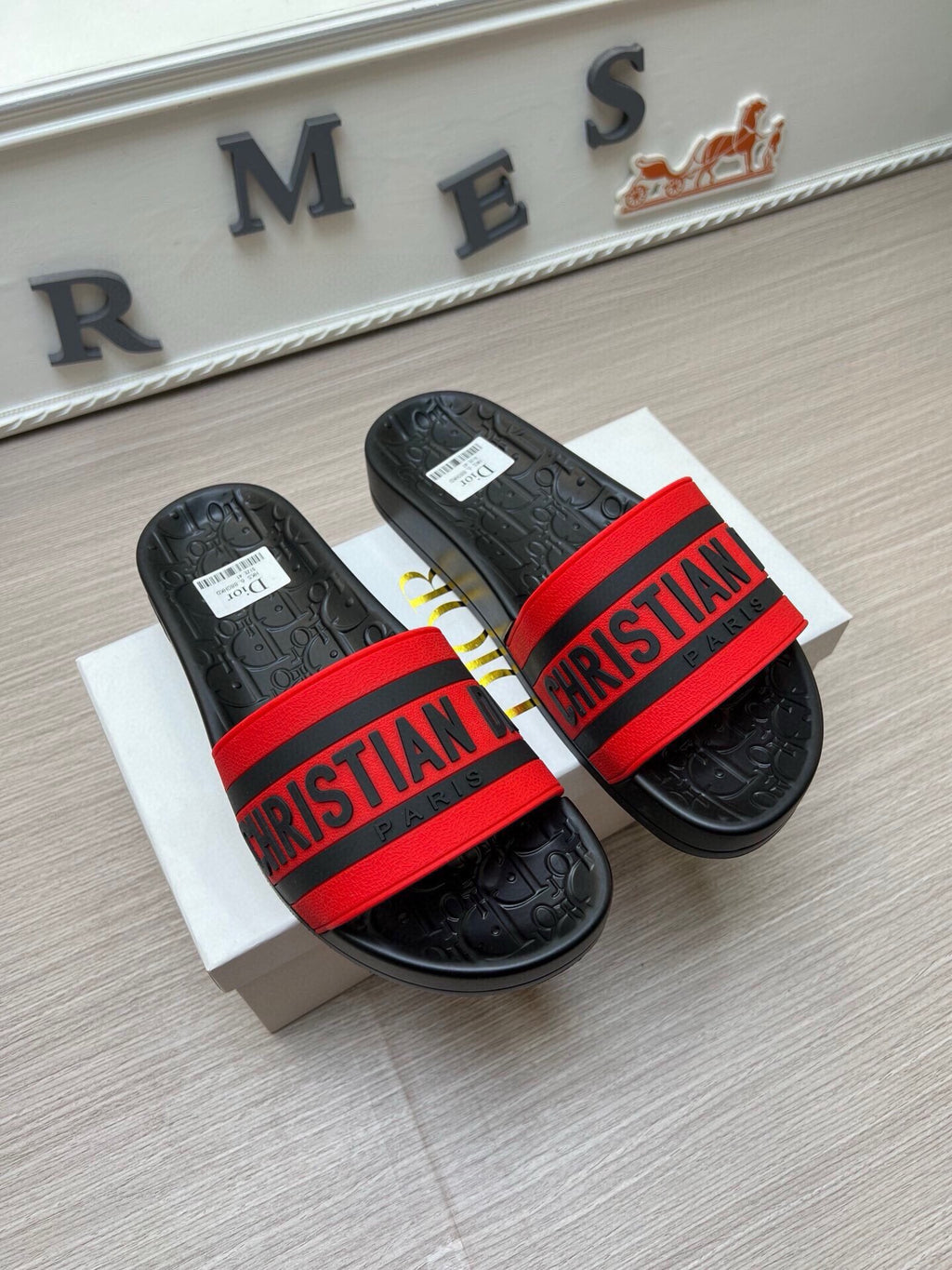 5LD212Z Popular Slippers