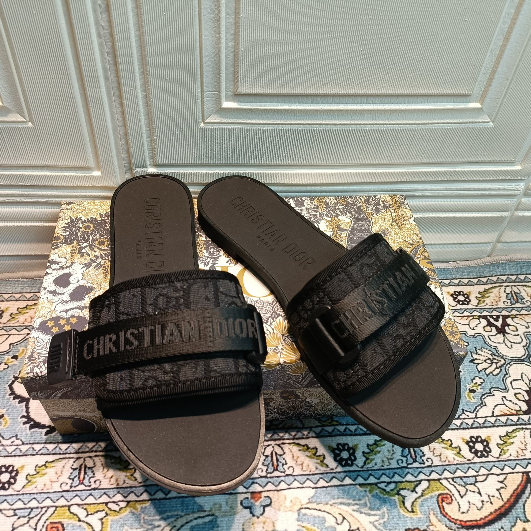 14D20Z Popular Slippers