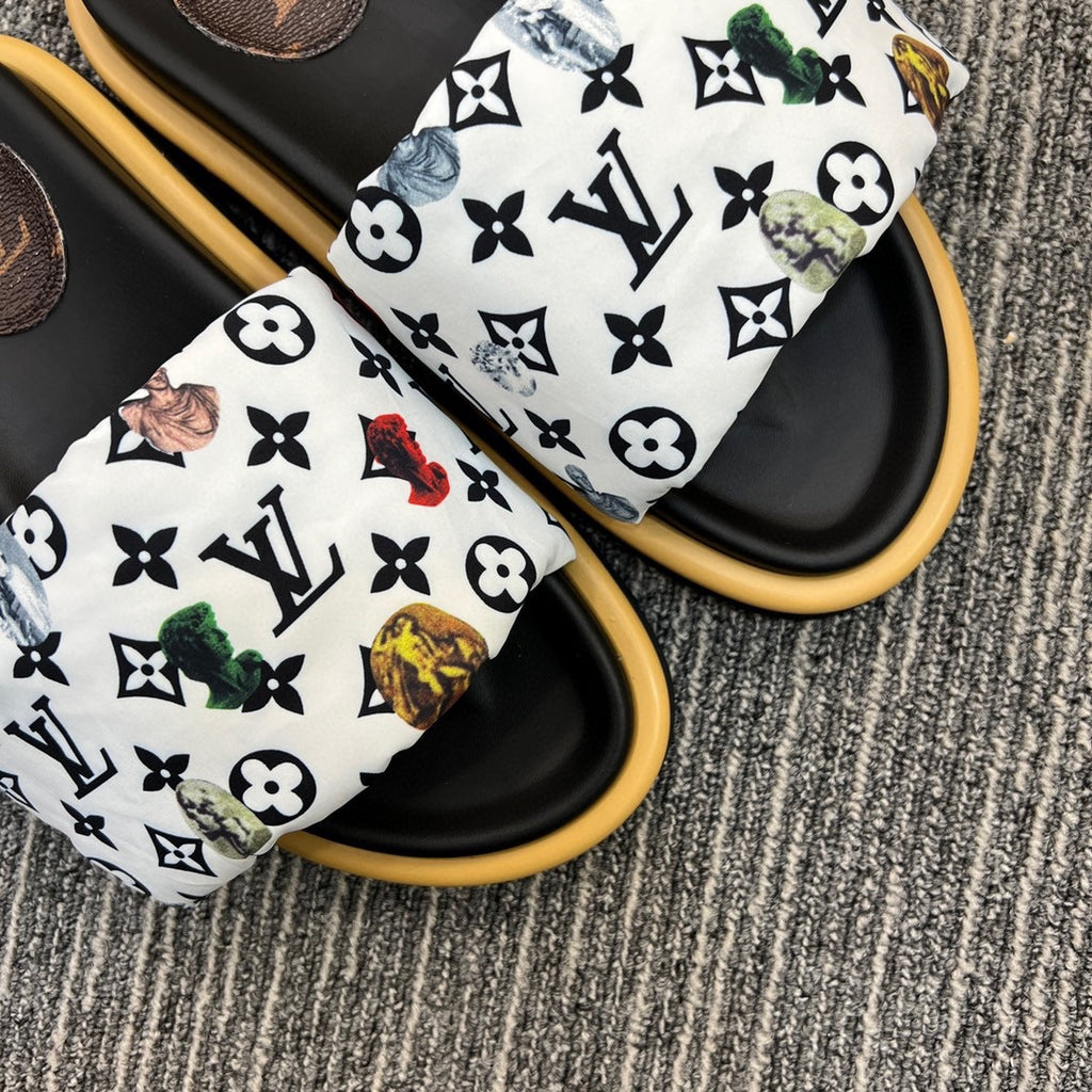 5XF120Z Popular leather quality Slippers