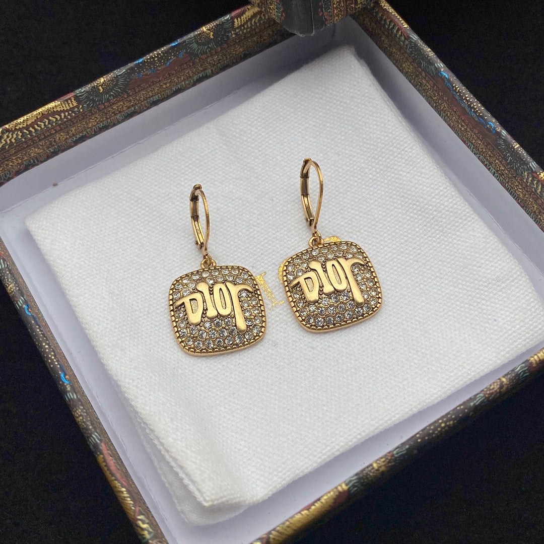 14D415E Popular  Earrings