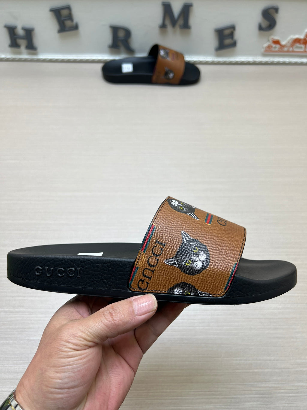 5WB239Z Popular Slippers