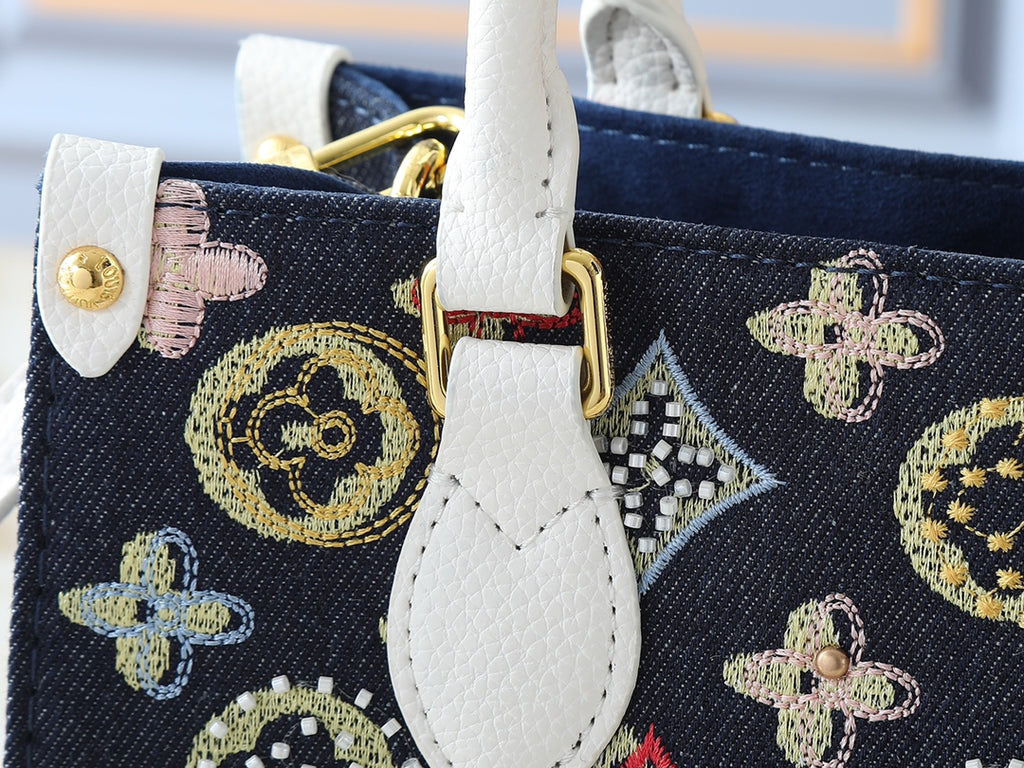 15RE22B Popular  genuine leather embroidered bag