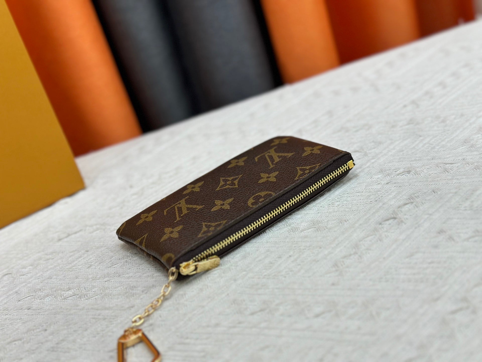 15RE91B  Popular   leather bag