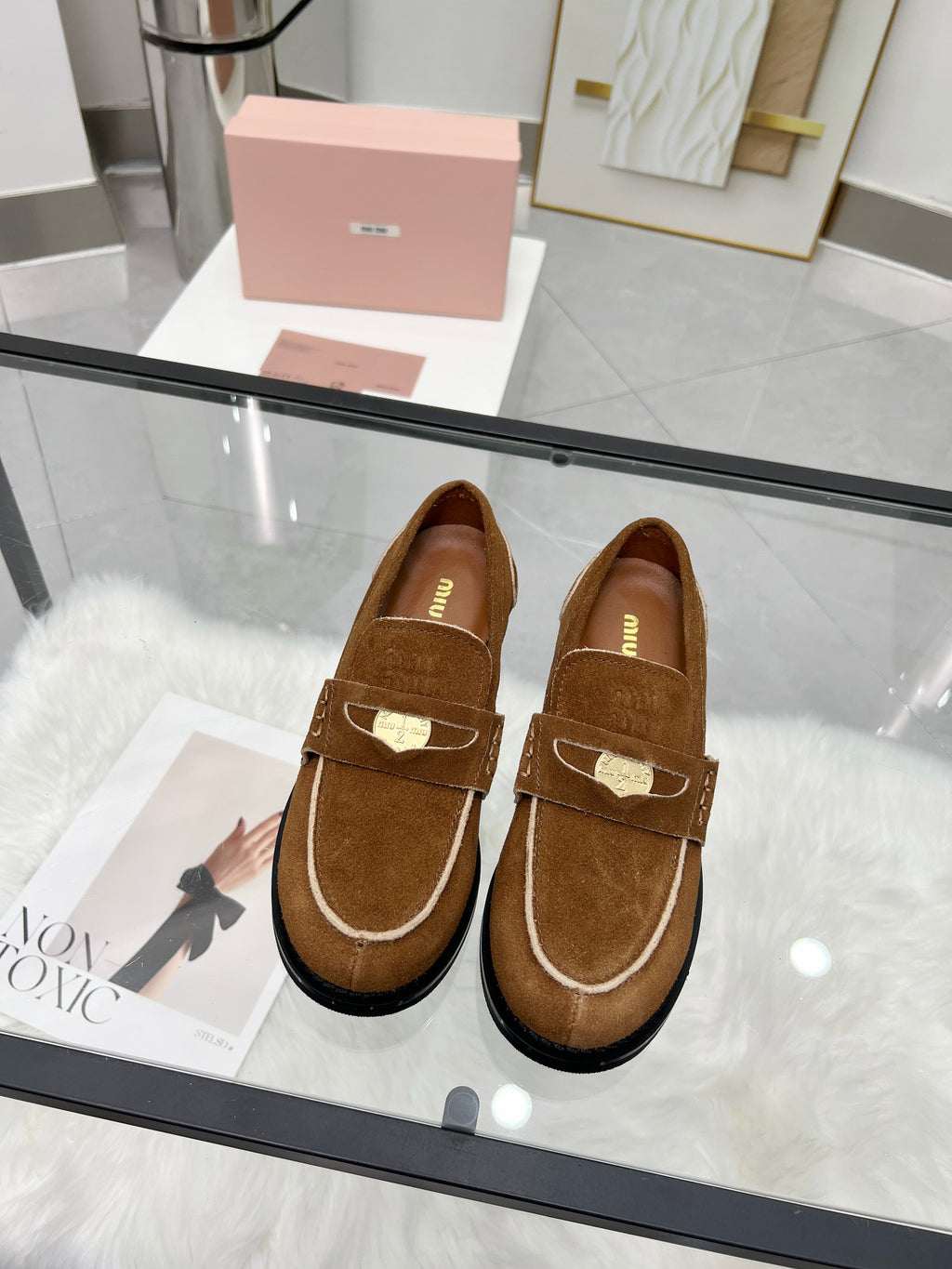 Z2P36A51 Popular high-quality leather Shoes