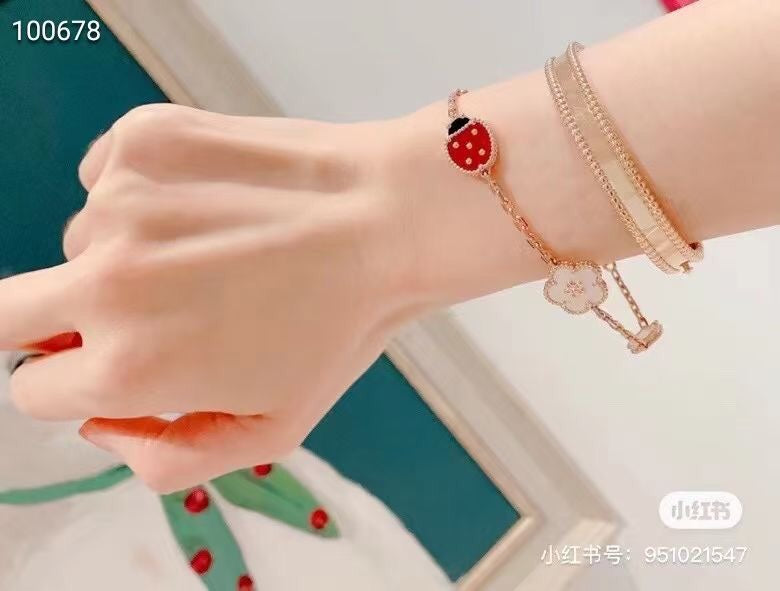 5XVA192K  Popular    high quality rings,earrings, bracelets,necklaces