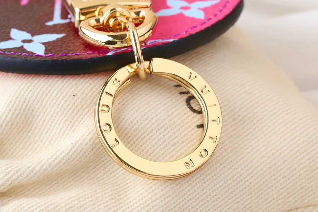 35QE22A Popular bag 's charms accessories