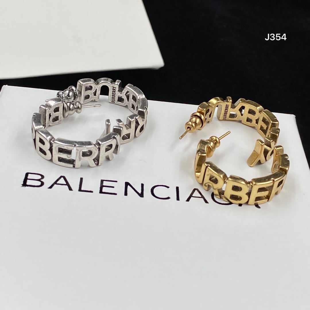 14J378E Popular  Earrings