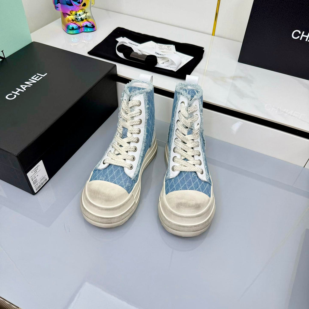 2105QC385Z Popular high-quality Boots