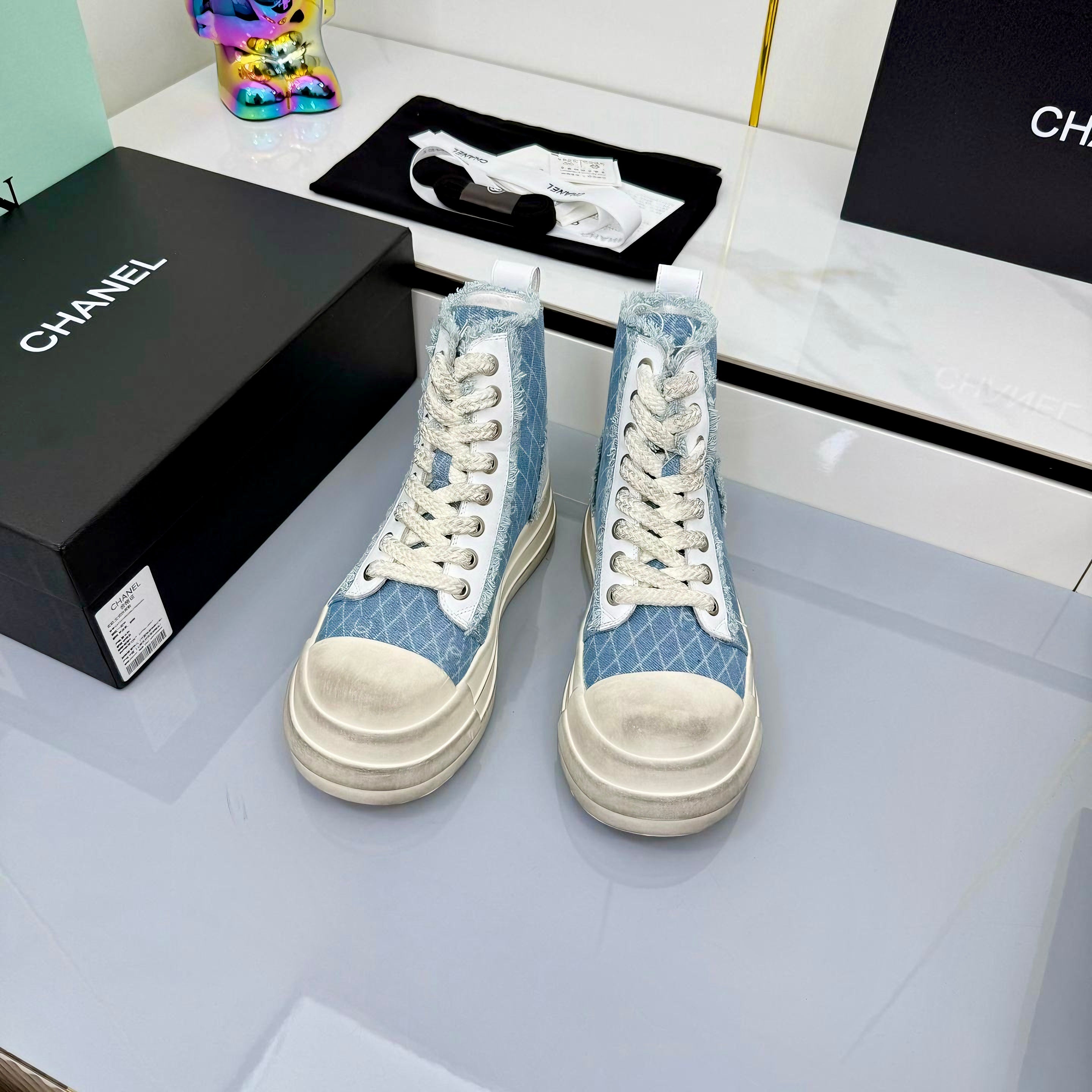 2105QC385Z Popular high-quality Boots