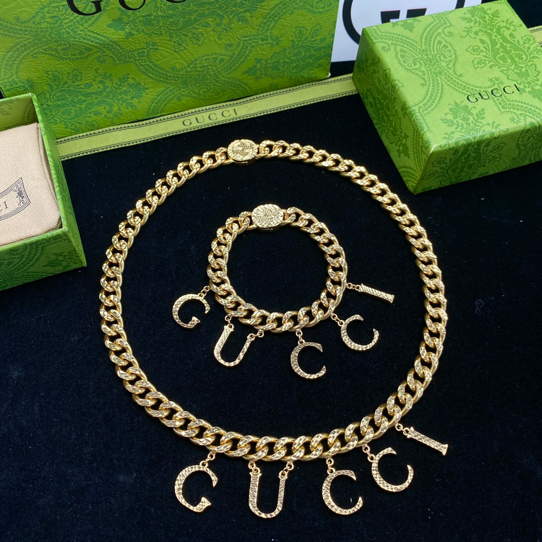 1B233X  Popular Bracelets