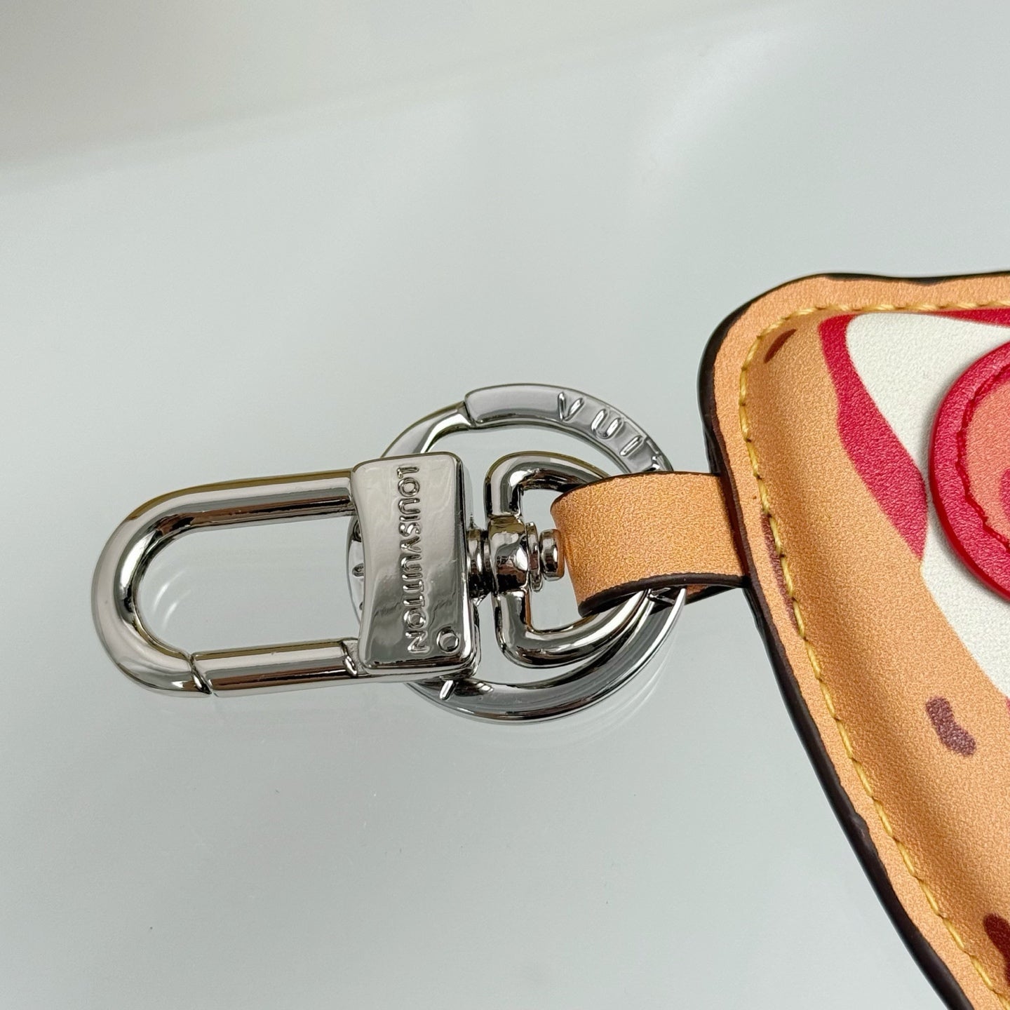 35QE3A Popular bag 's charms accessories