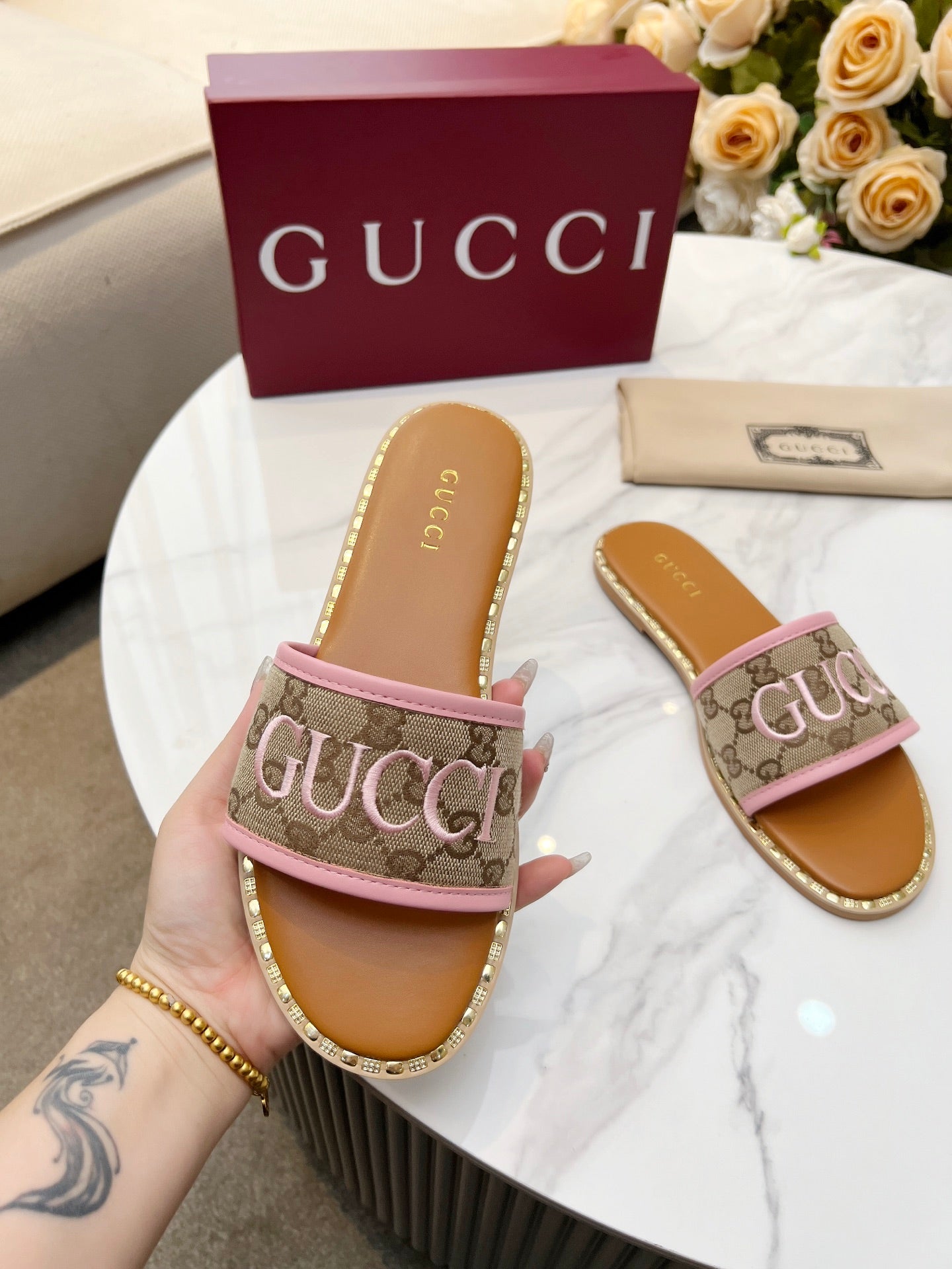 255QB29Z Popular Slippers