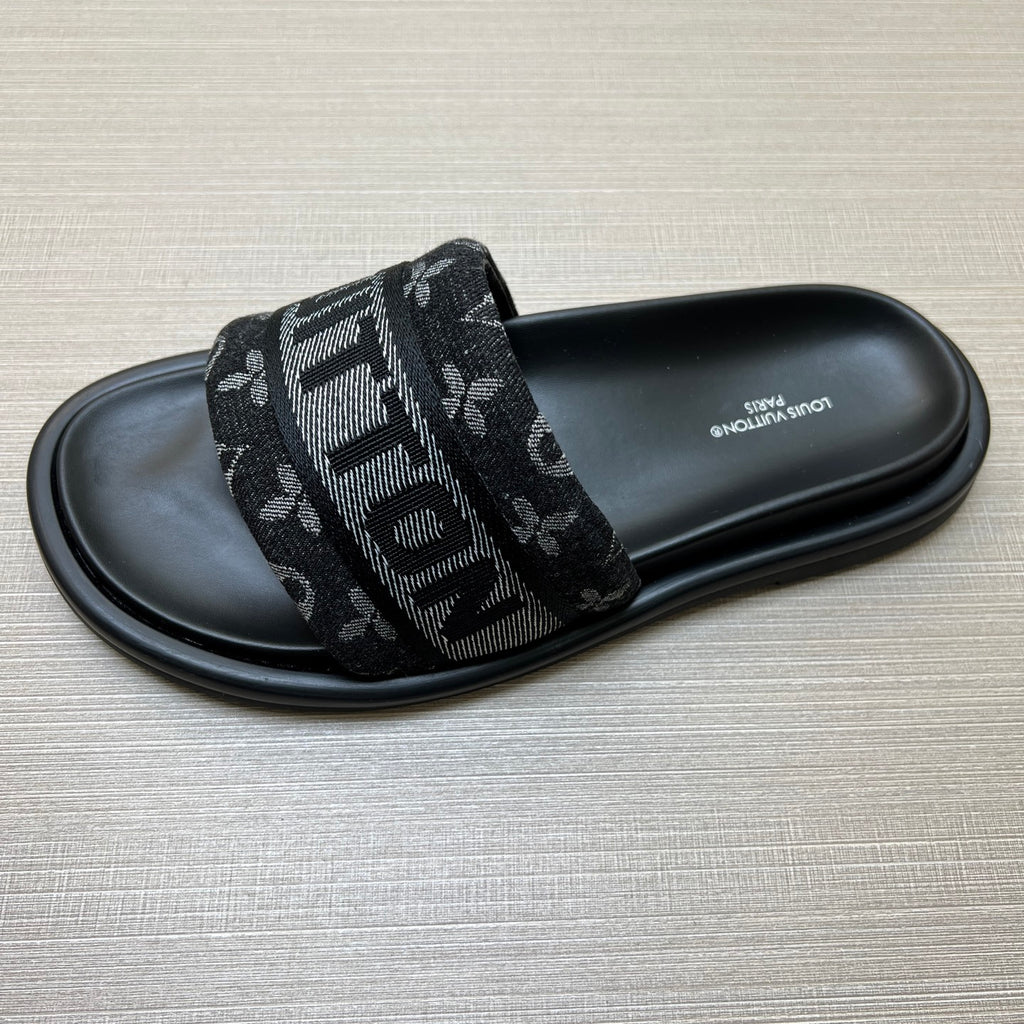 535ZE300Z Popular Slippers