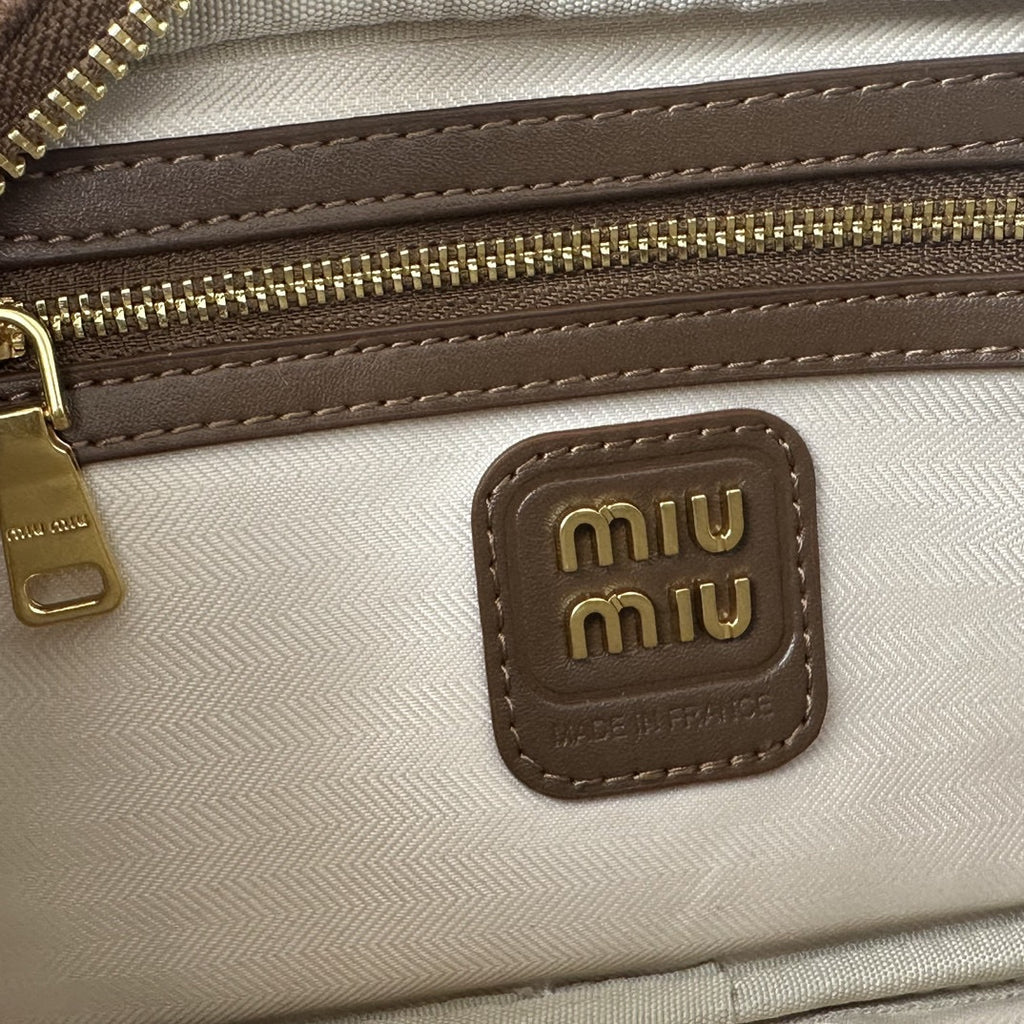 146PA149B Popular leather bags(22x10.5x7.5cm)