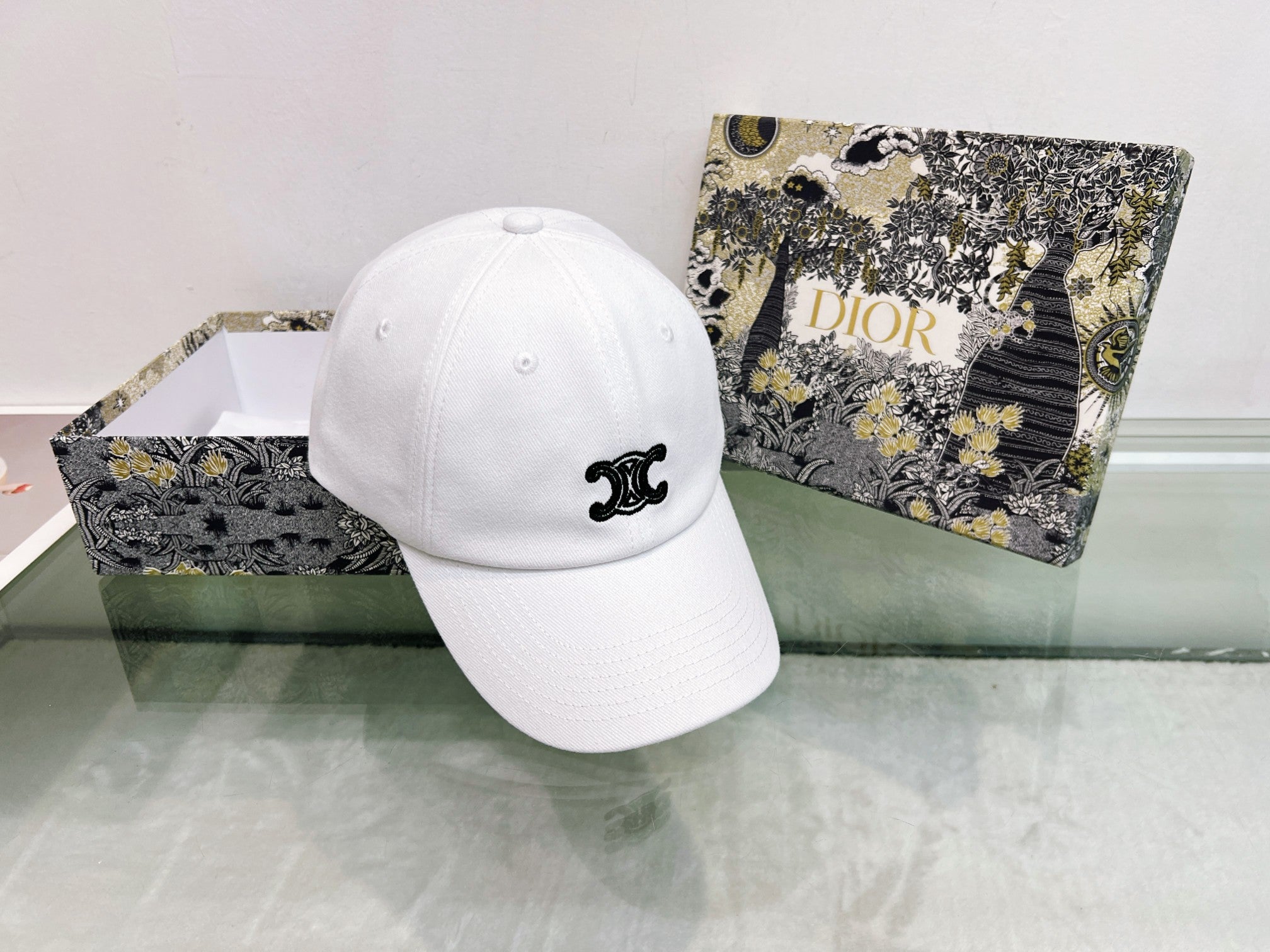 16XA19M Popular hats