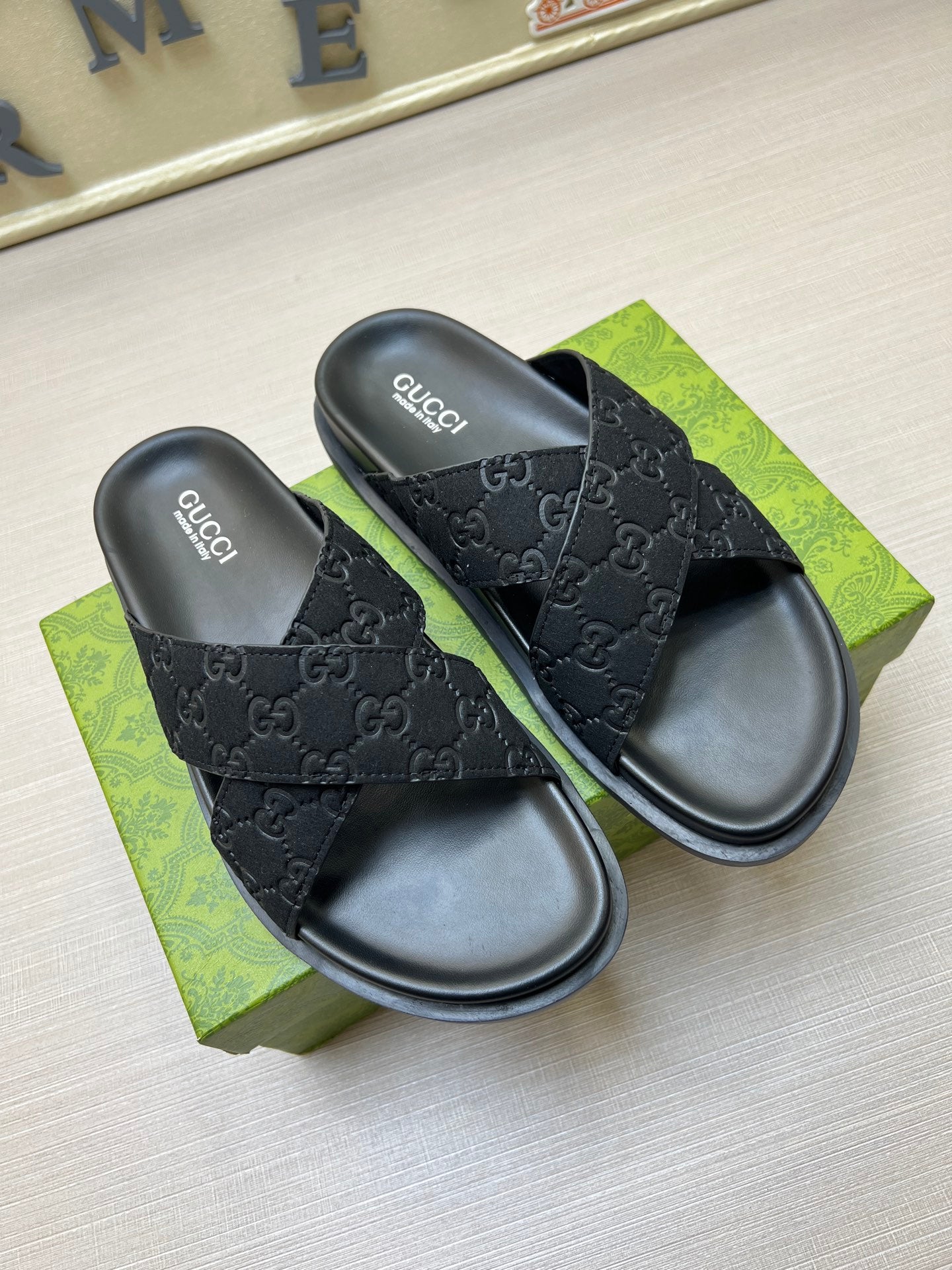 5QB15Z Popular Slippers