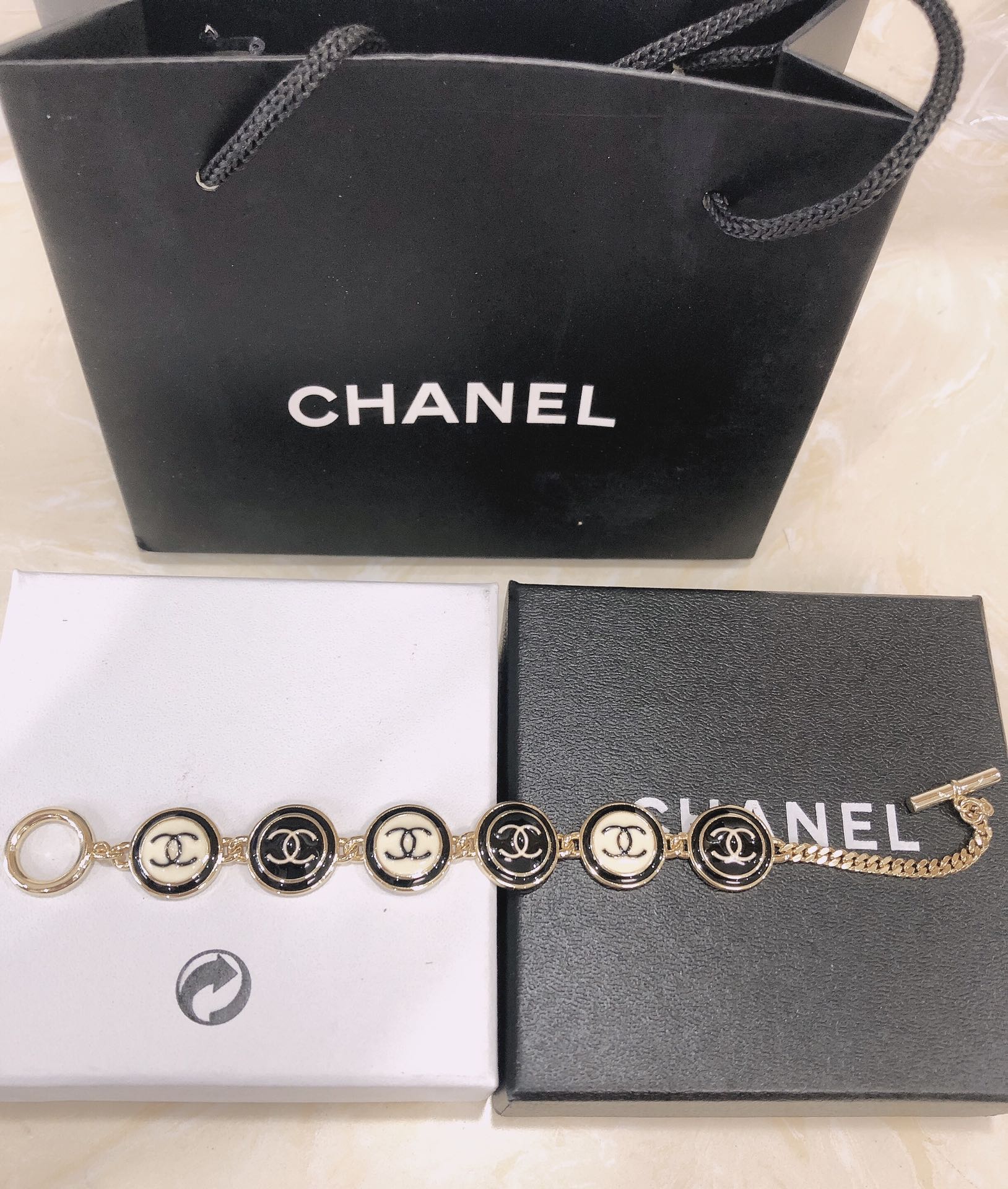 1NC205K  Popular bracelet