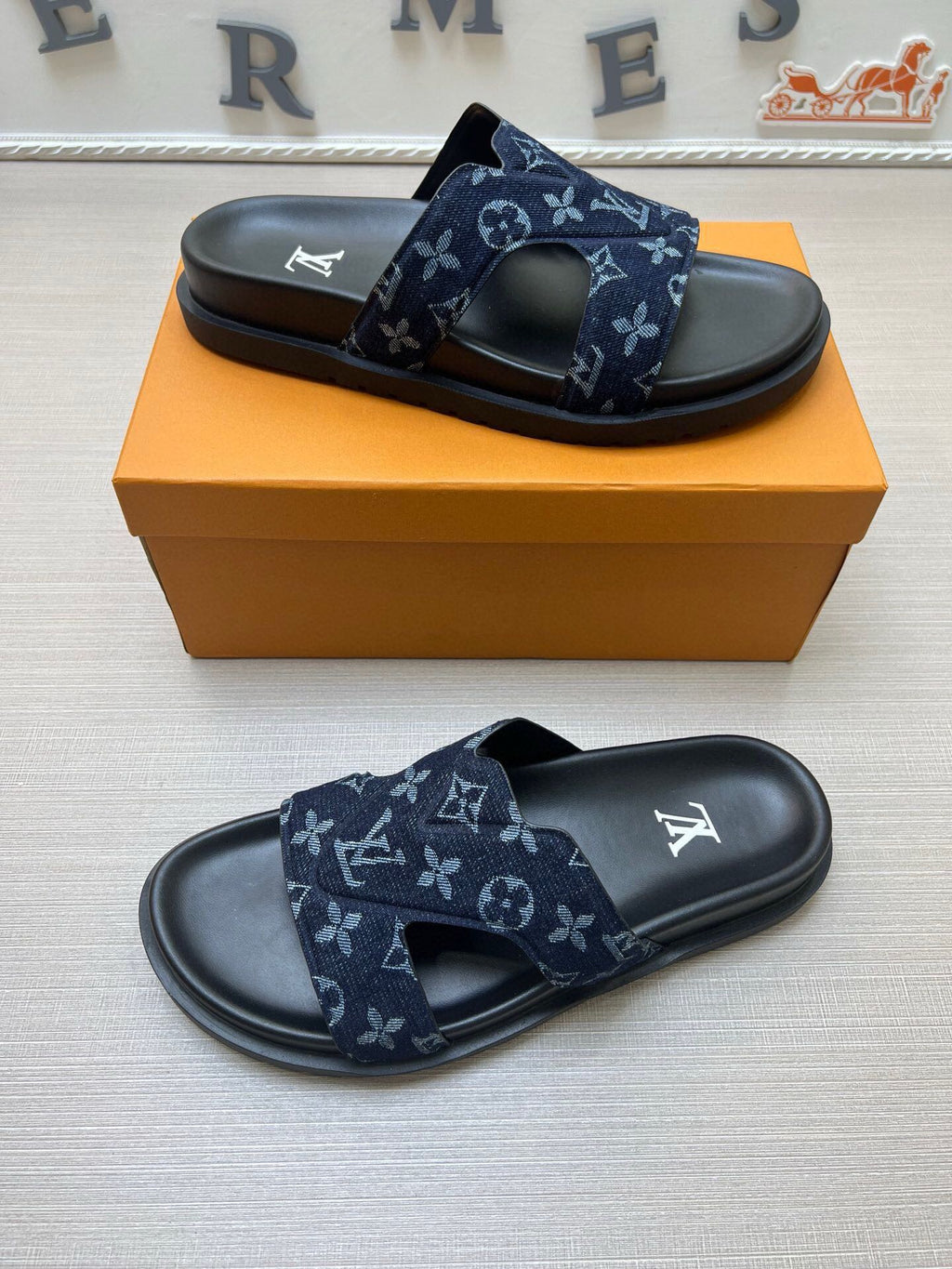 5LE226Z Popular Slippers
