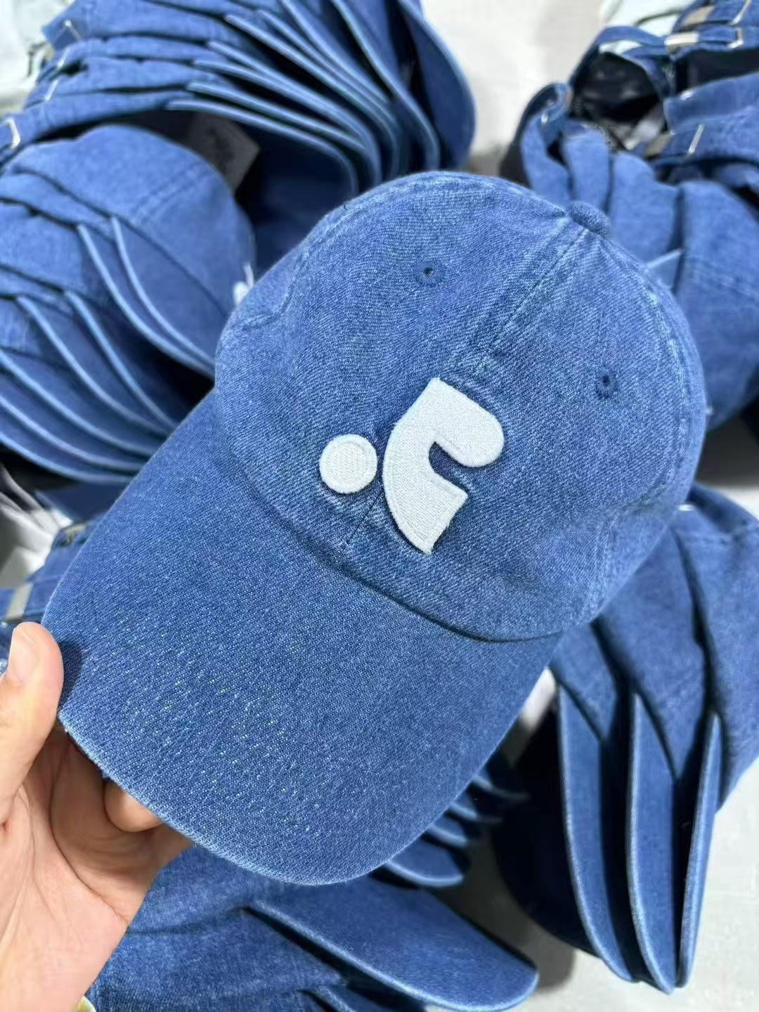 145QA55M Popular hats