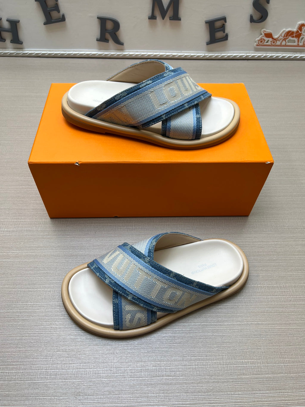 535ZE274Z Popular Slippers