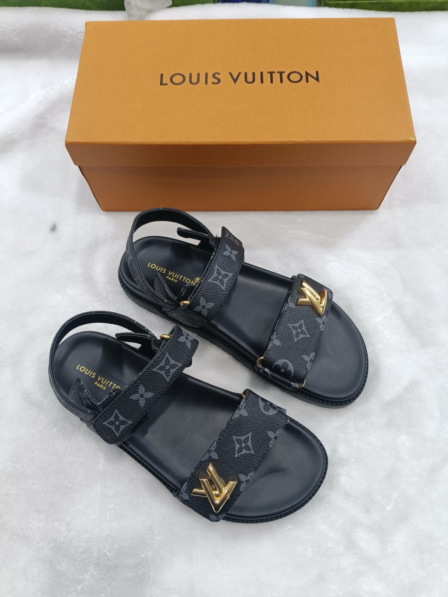 5LE211Z Popular sandals