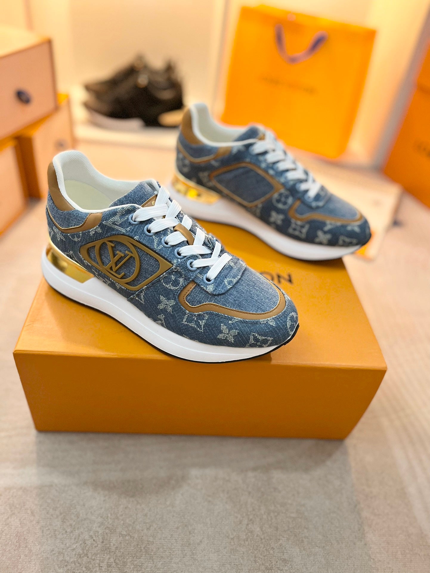 Z2P36E60 Popular high-quality leather Shoes