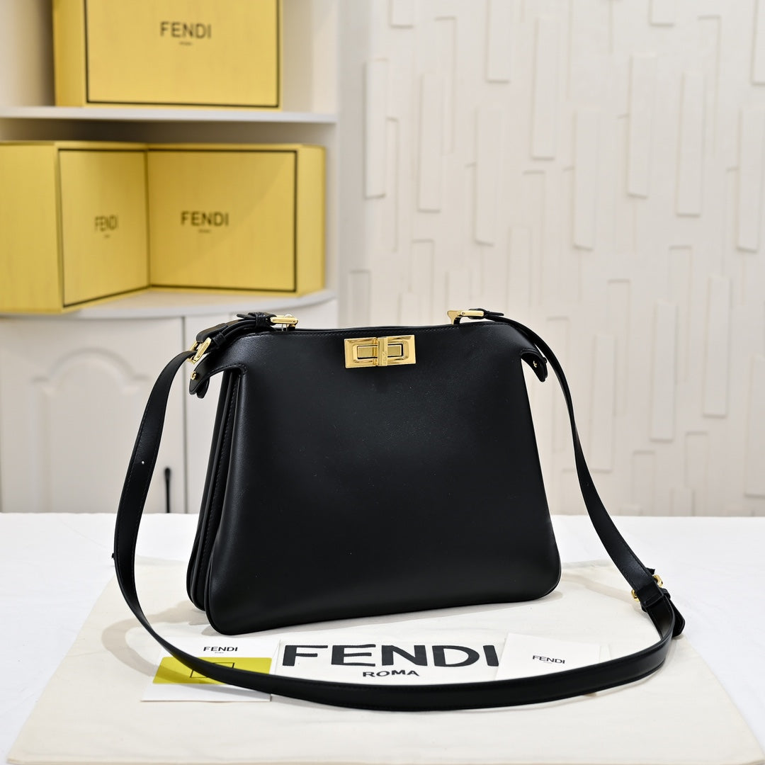 136PF98B Popular leather bag