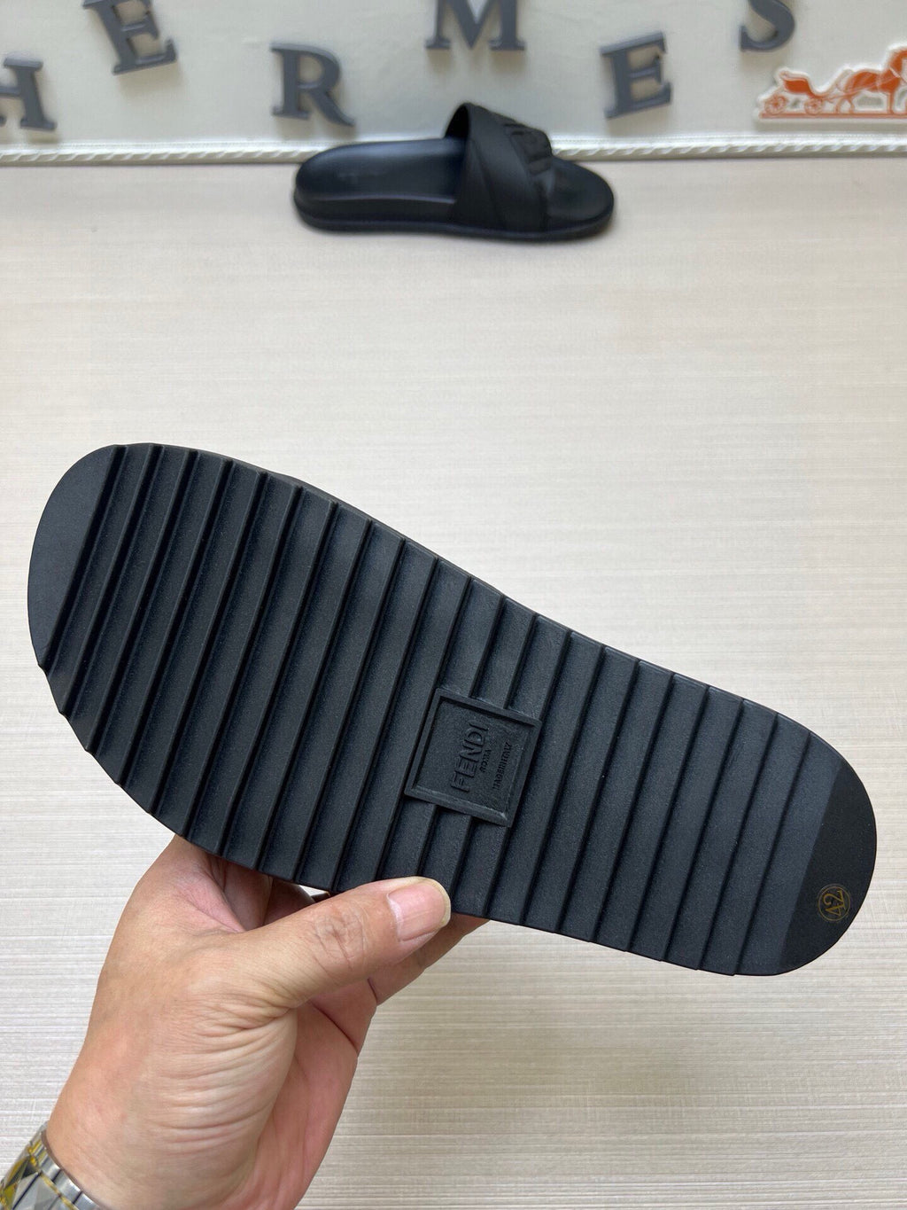535ZF281Z Popular Slippers