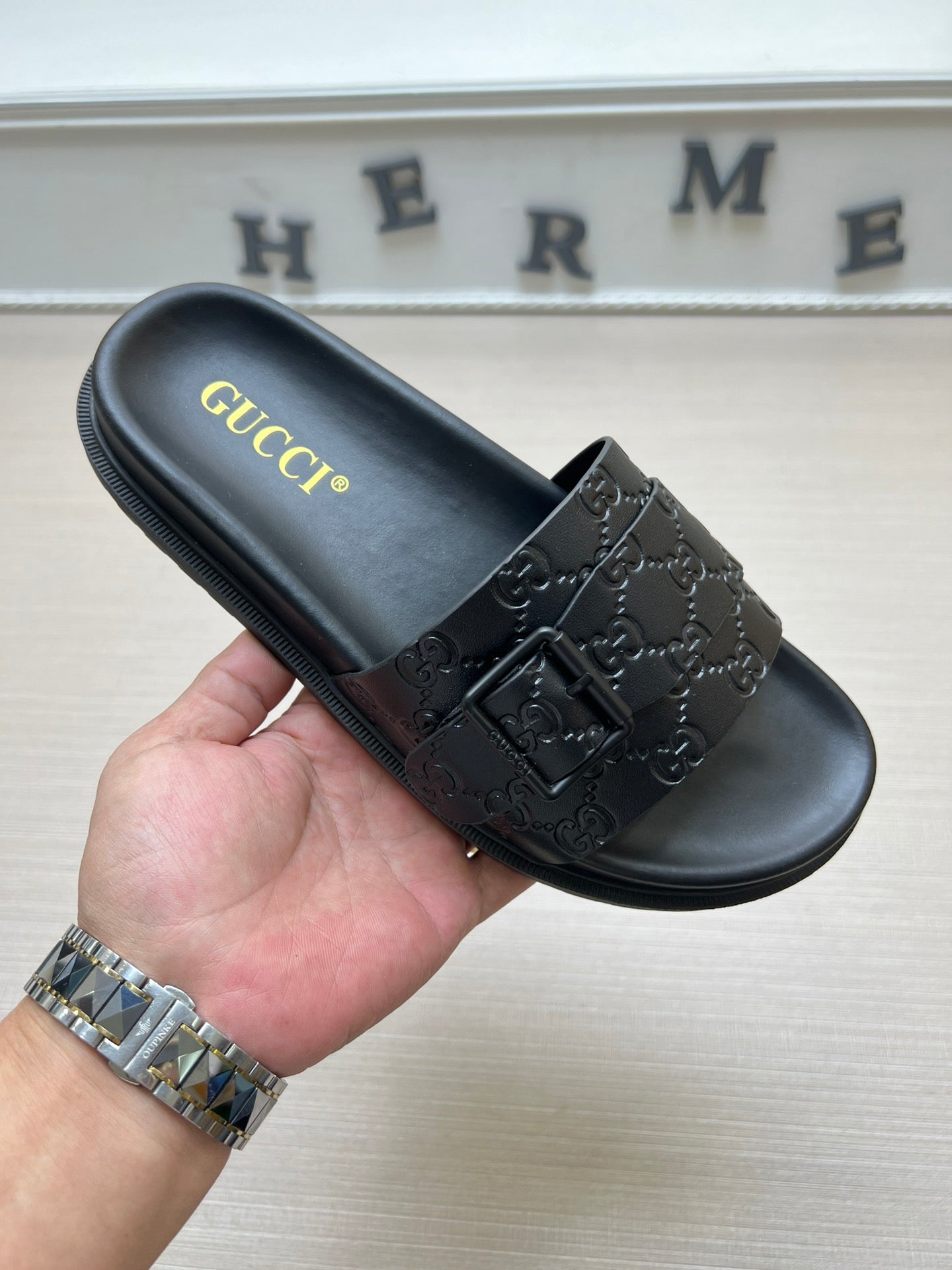 54B91Z Popular slippers