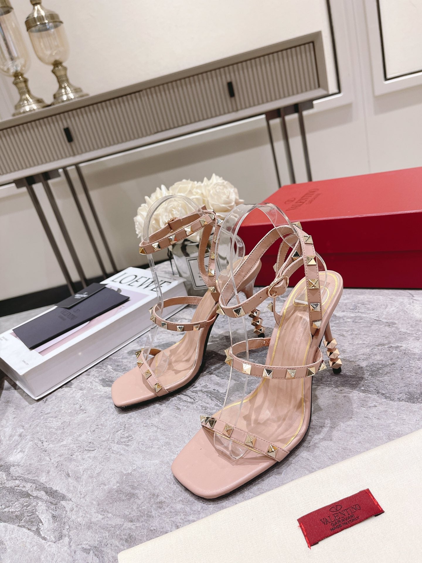 255QVL56Z Popular  leather High heels