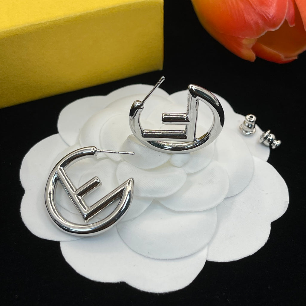 14F647E Popular  Earrings