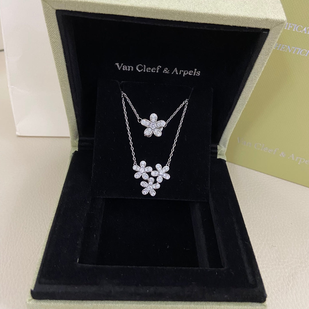 55QVA199X Popular Necklace