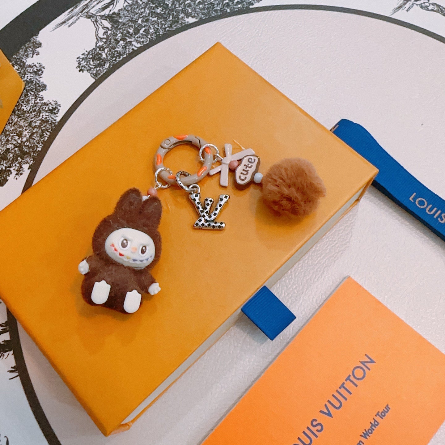 35ZE84A Popular bag 's charms accessories
