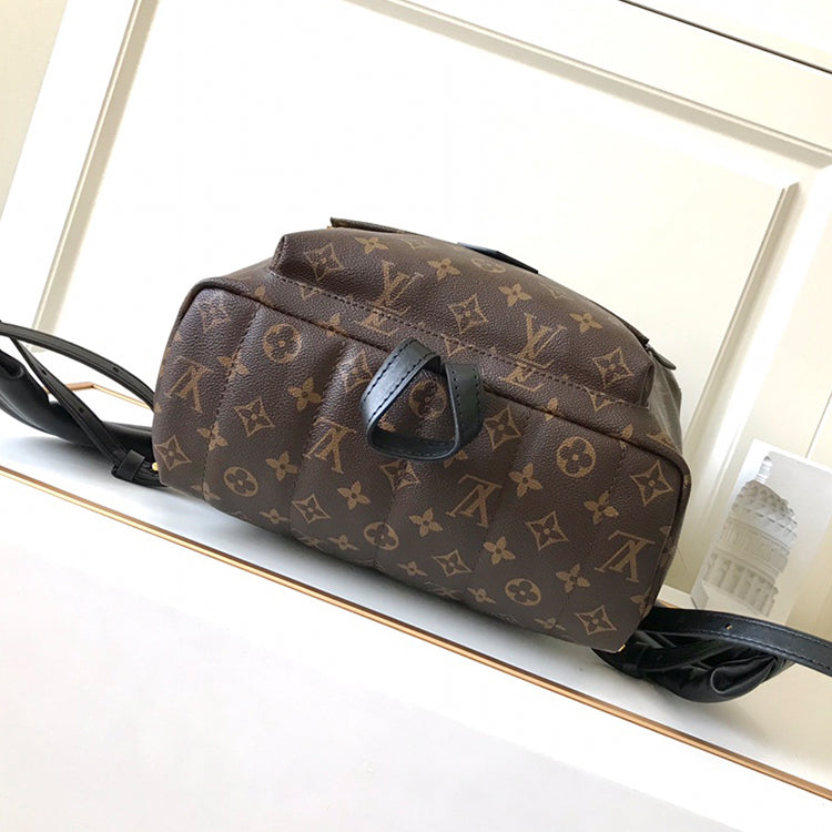 1E70B Popular leather backpacks
