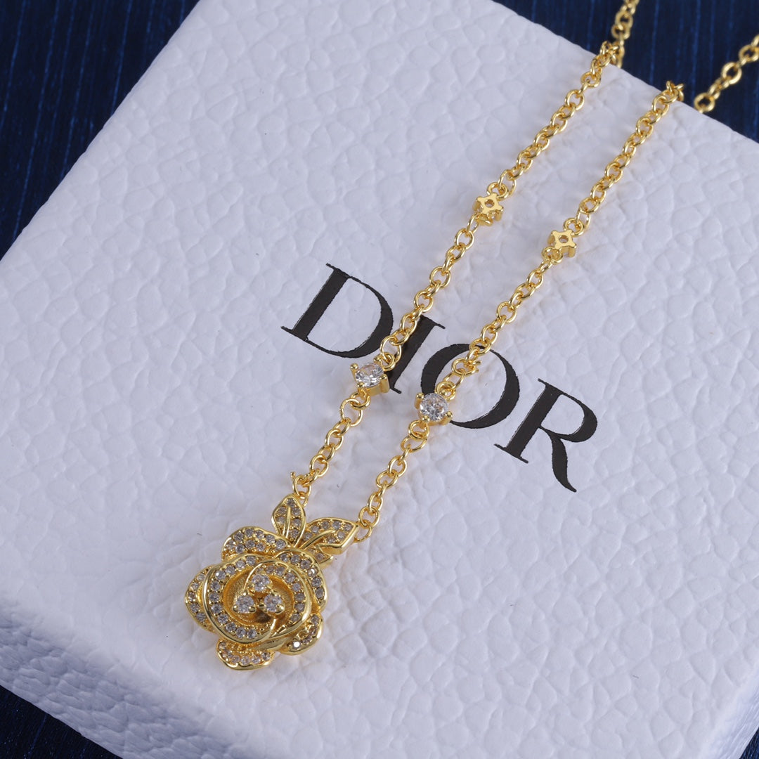 15QD70X Popular Necklace