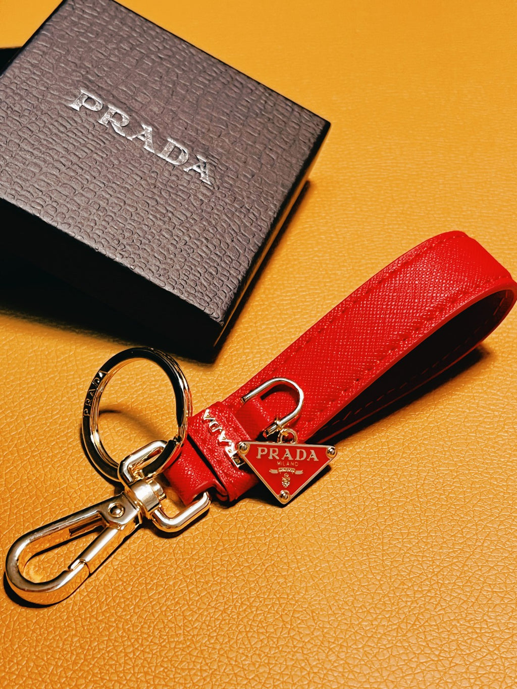 14PD27A  Popular key closure