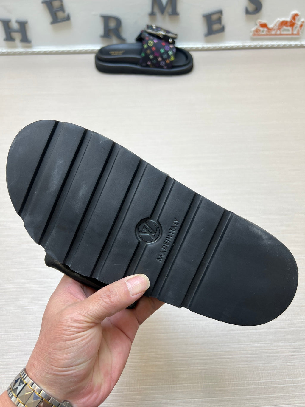 5LE219Z Popular Slippers