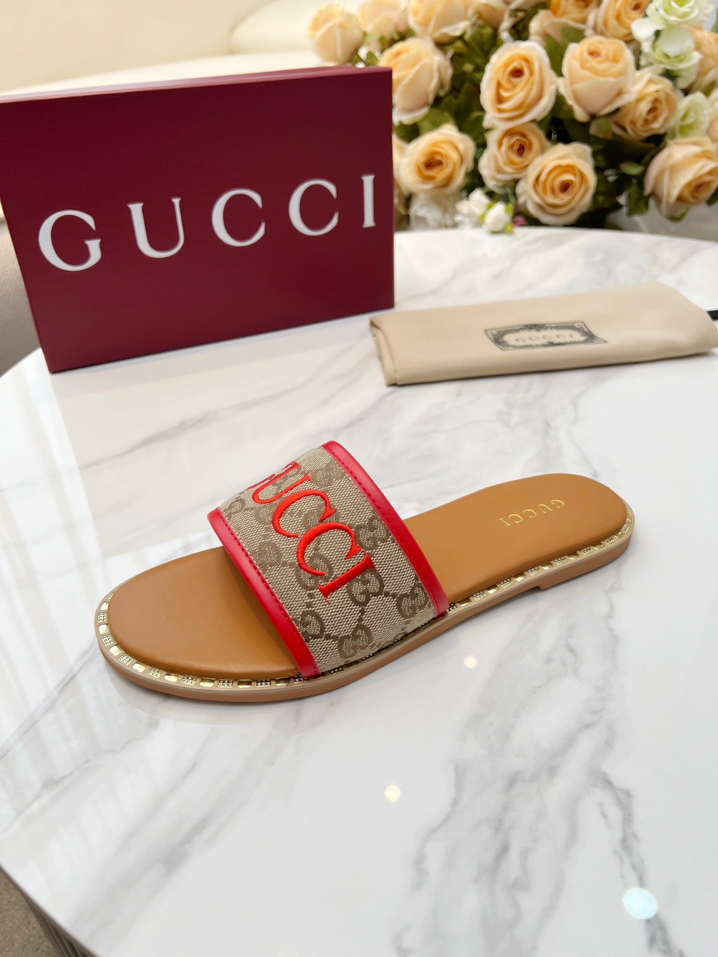 255QB29Z Popular Slippers